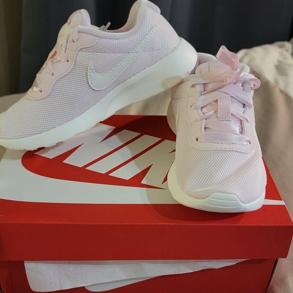 Nike Kids Pink and White Sneakers